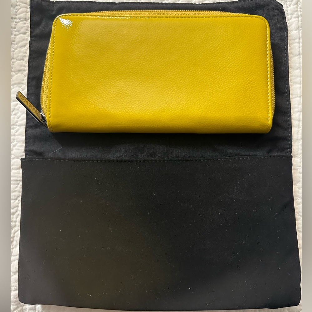 Sold soldBeautiful mustard yellow Chanel wallet - Picture 3 of 6